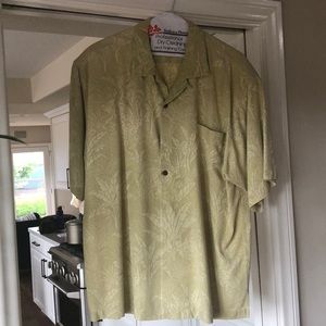 Tommy Bahama Casual Short Sleeve Button Down